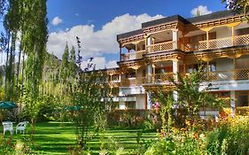 Hotel Caravan Centre Leh 3*